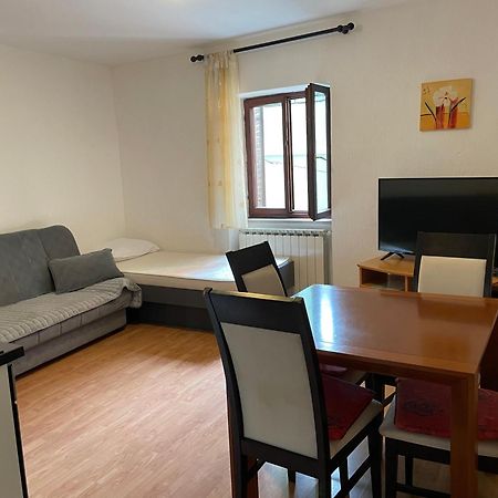 Apartmaji Sara, Izola - Isola Luaran gambar
