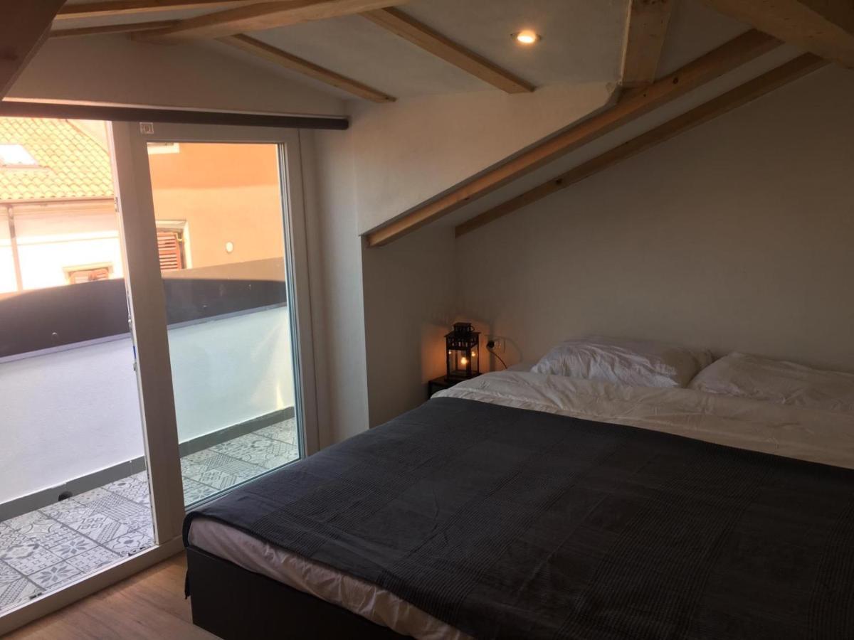 Apartmaji Sara, Izola - Isola Luaran gambar