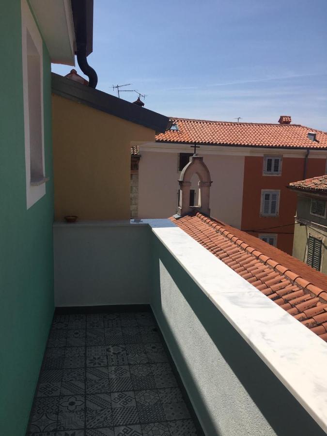 Apartmaji Sara, Izola - Isola Luaran gambar
