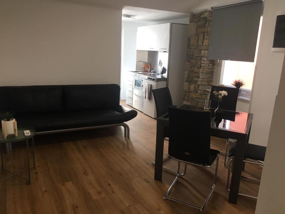 Apartmaji Sara, Izola - Isola Luaran gambar