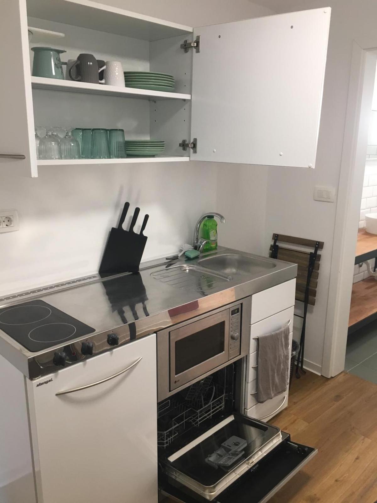 Apartmaji Sara, Izola - Isola Luaran gambar